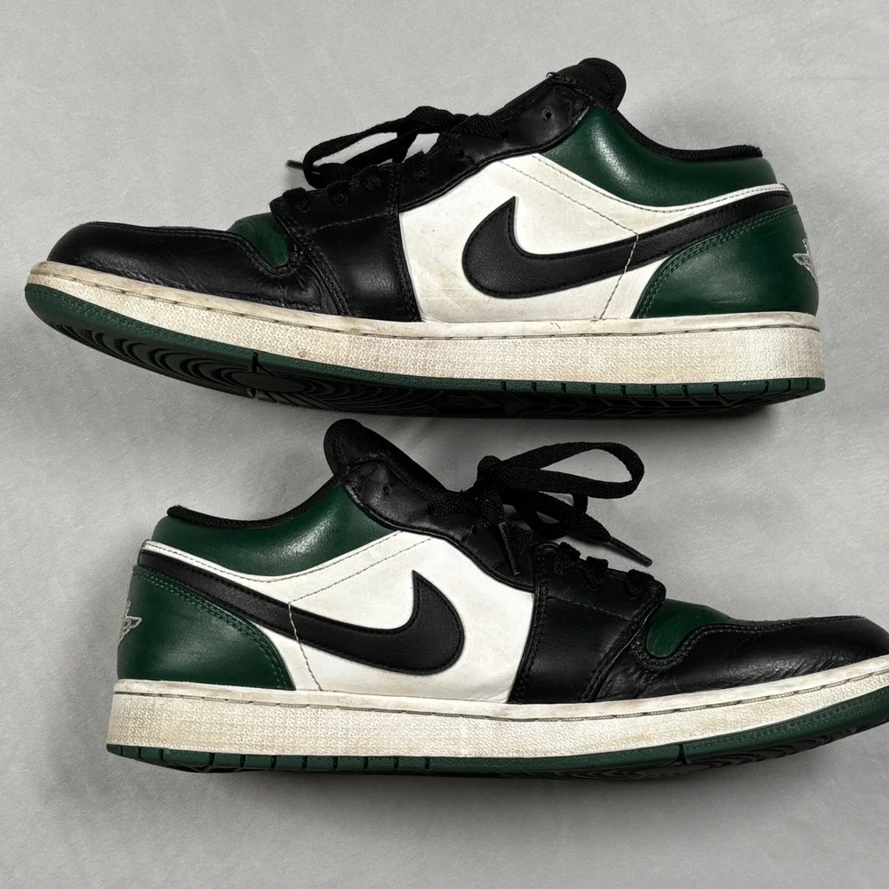 Jordan Air Jordan 1 Low Men Size 11 Green Black White Pine Green 553558-301